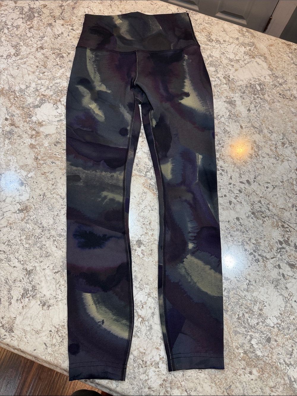 Wunder Train High-Rise Tight 25"